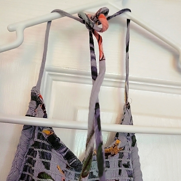 Women's top - Picture 2 of 3